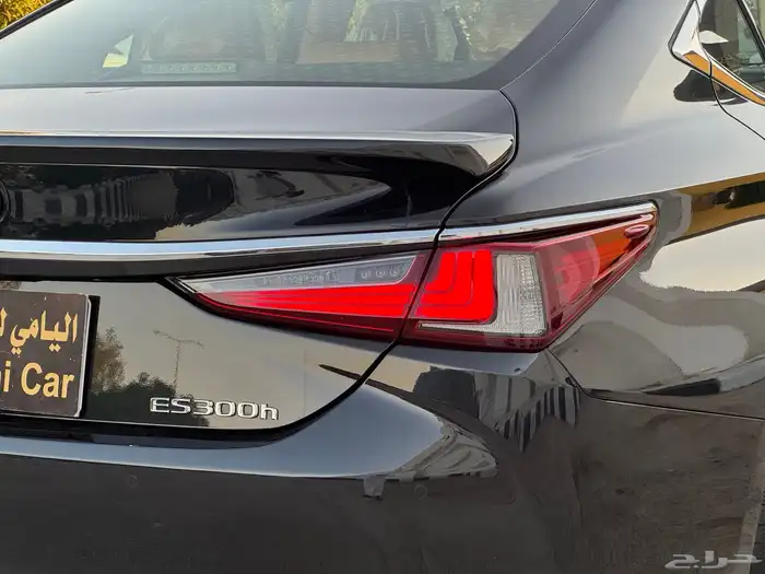 لكزس ES300hهايبرد -2024 عبداللطيف جميل 11