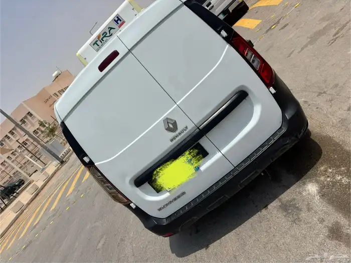 رينوه إكسبريس 2023 ديزل ثلاجه ماشي 130 4