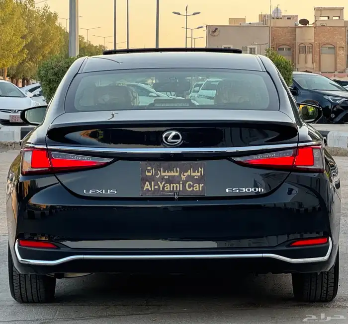لكزس ES300hهايبرد -2024 عبداللطيف جميل 12