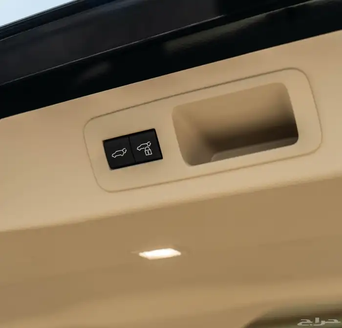 لاند كروزر GXR 4.0 تنفس طبيعي 2025 22