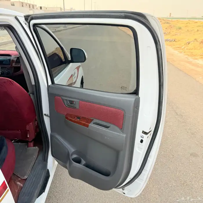 هايلوكس 38