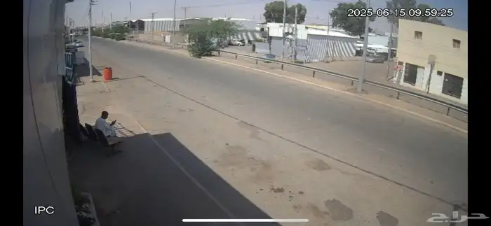 للبيع تشليح السيارات في منطقه الصناعيه حائل 5