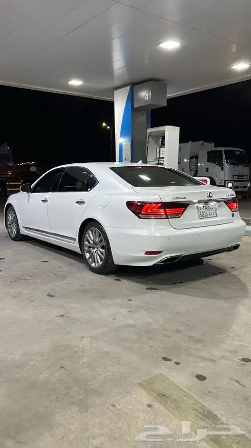 لكزس LS460l موديل 2013 0