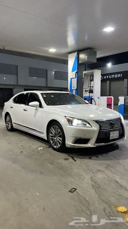لكزس LS460l موديل 2013 3