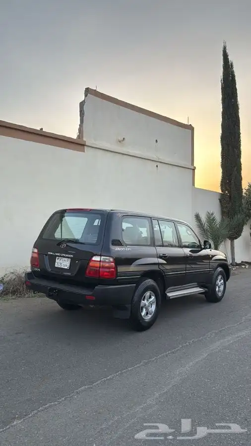 لاندكروزر 2001 خليجي 5