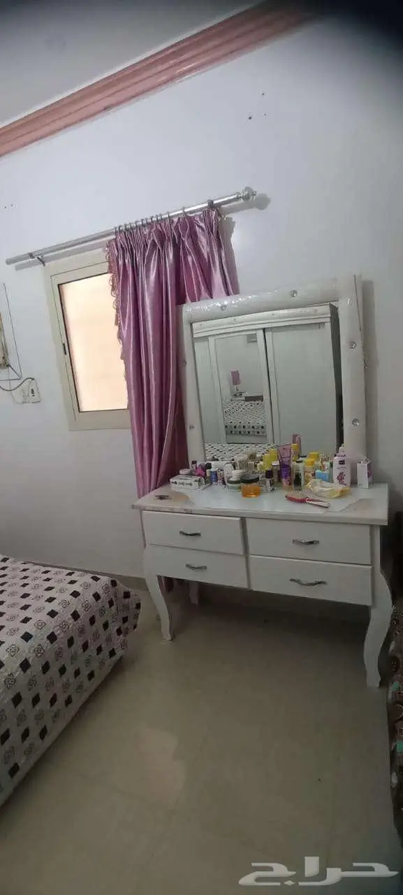 غرفة نوم براد موية براد طعام 2