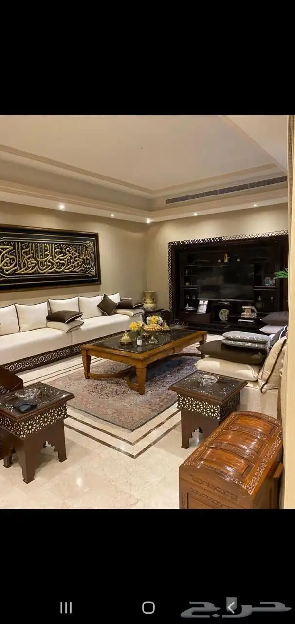 فيلا فاخره ومؤثثه في حي الروضه مودرن 4