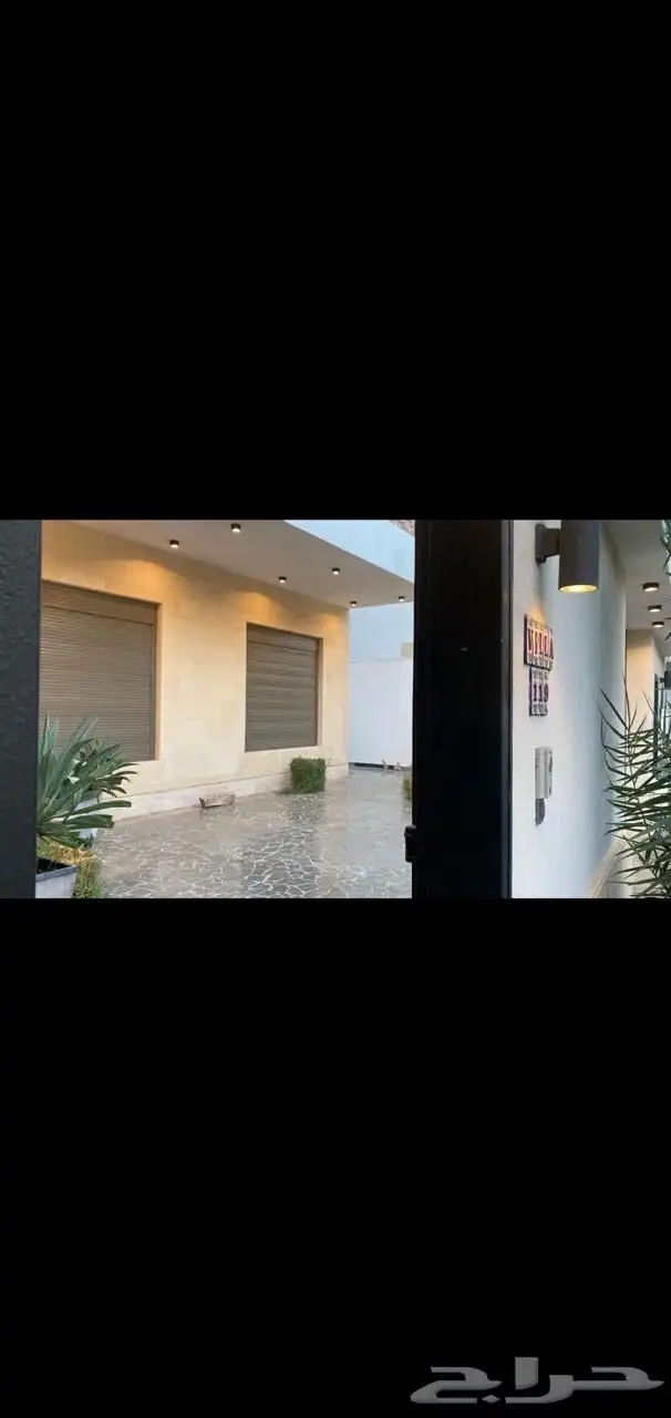 فيلا فاخره ومؤثثه في حي الروضه مودرن 17