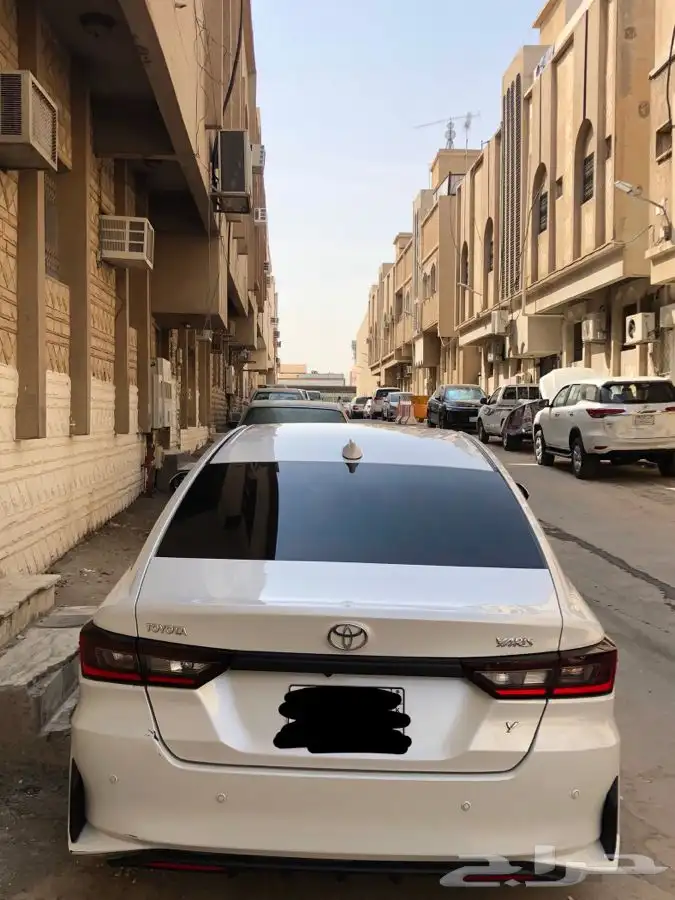ياريس ممشى قليل 6000 فقط 3