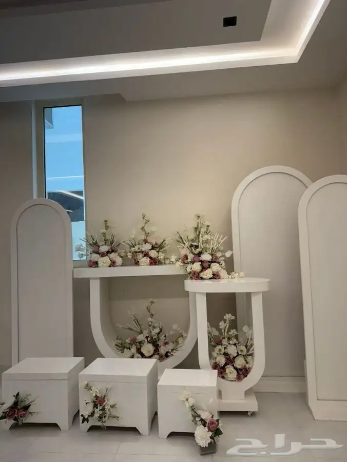 للبيع دولب مناسبات 3