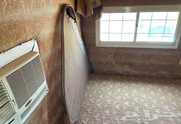 للبيع غرفة سحب 20 متر صاج 4