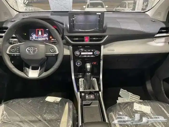تويوتا فيلوز GLX 2024 كاش و اقساط 2