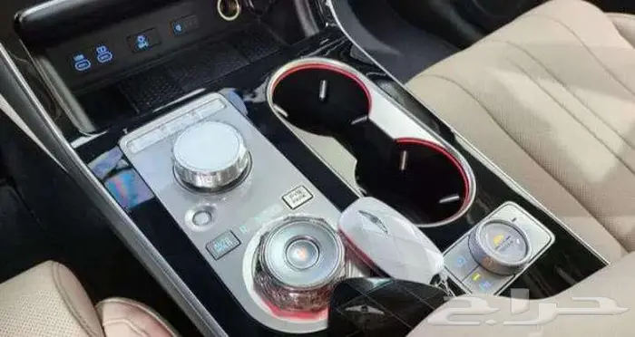 جنسس جي في 80 Genesis GV80 2024 9