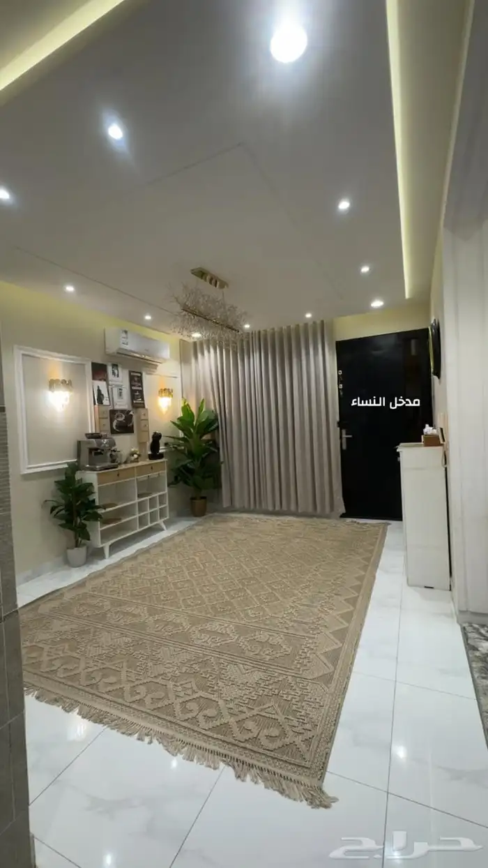 للبيع شقه ارضيه مؤسسه باالكامل من 550 الف قرب المطار 5