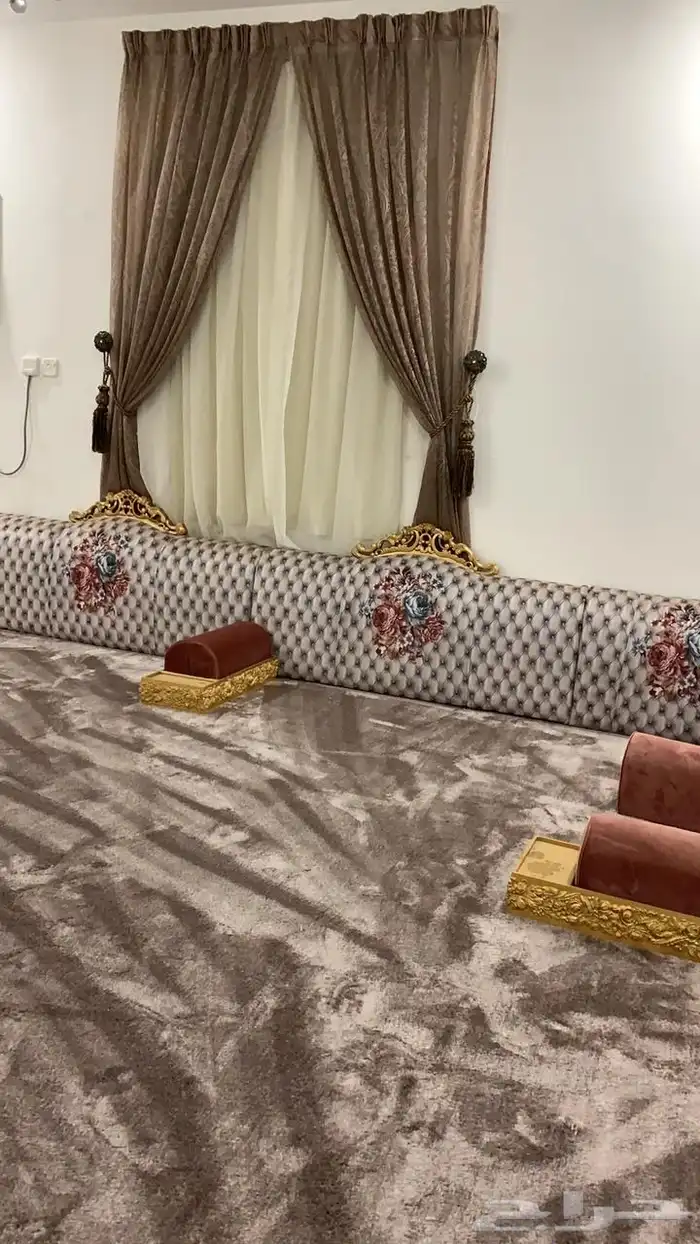 اثاث مجالس للبيع المقاس تقريبا  4x5 1