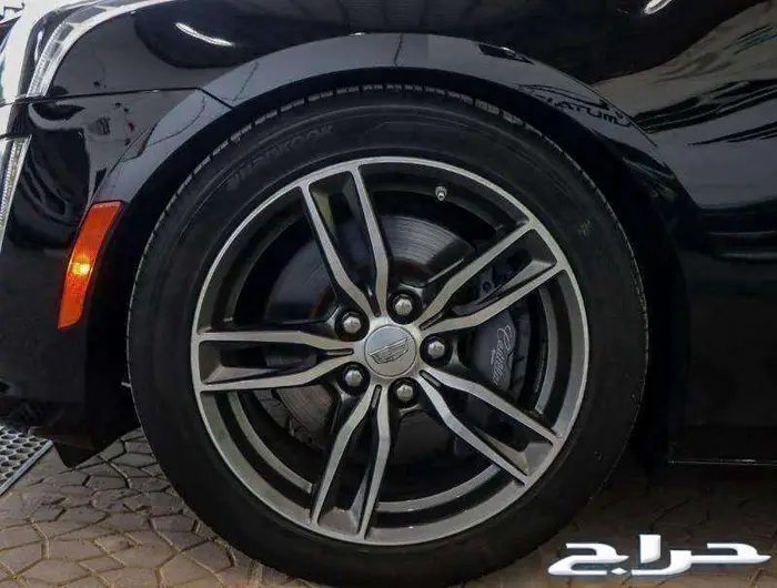 كاديلاك CTS موديل 2019 3