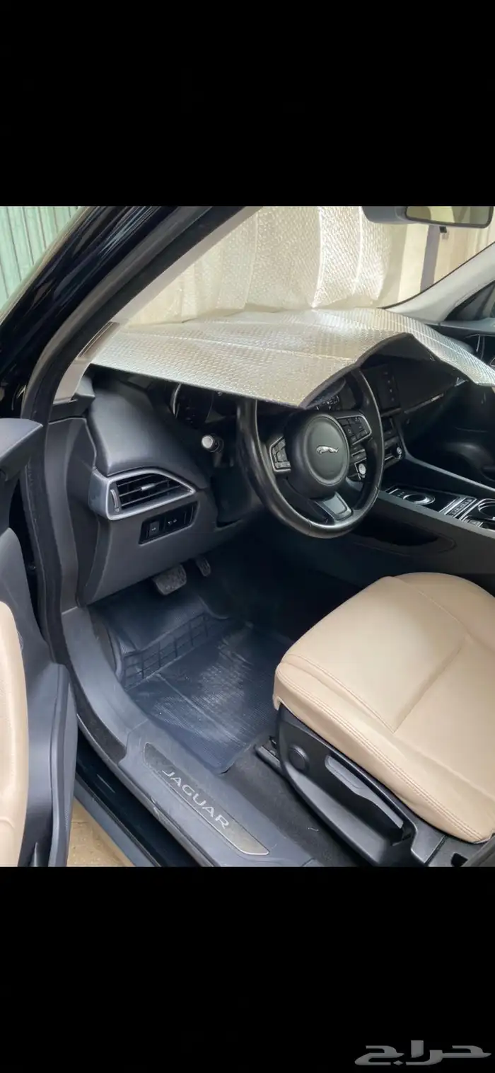 جاكوار F pace 4