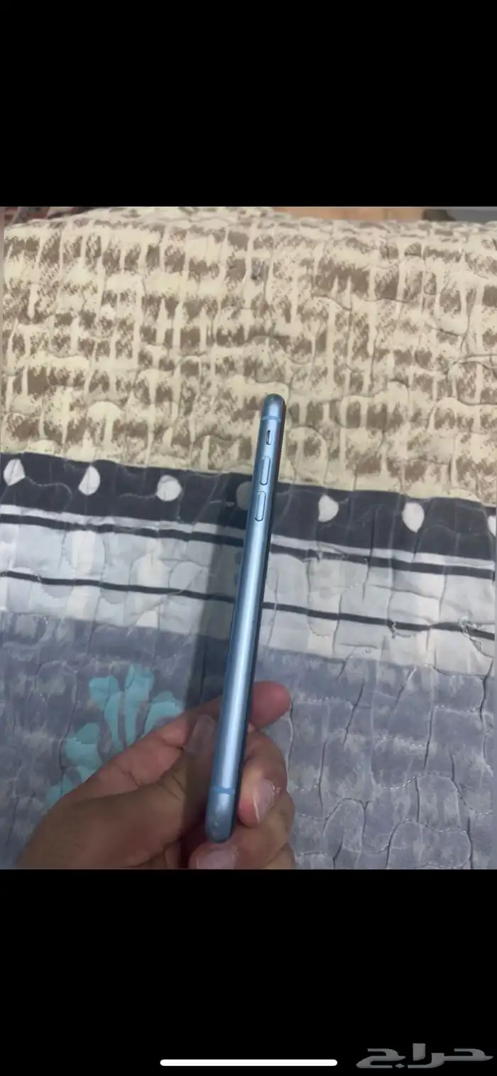 ايفون xr 128 قيقا 1