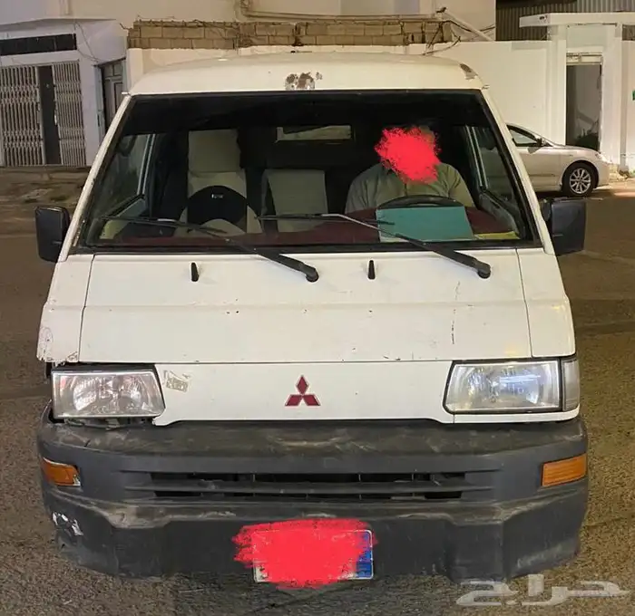 باص بضاعه ميتسوبيشي 0