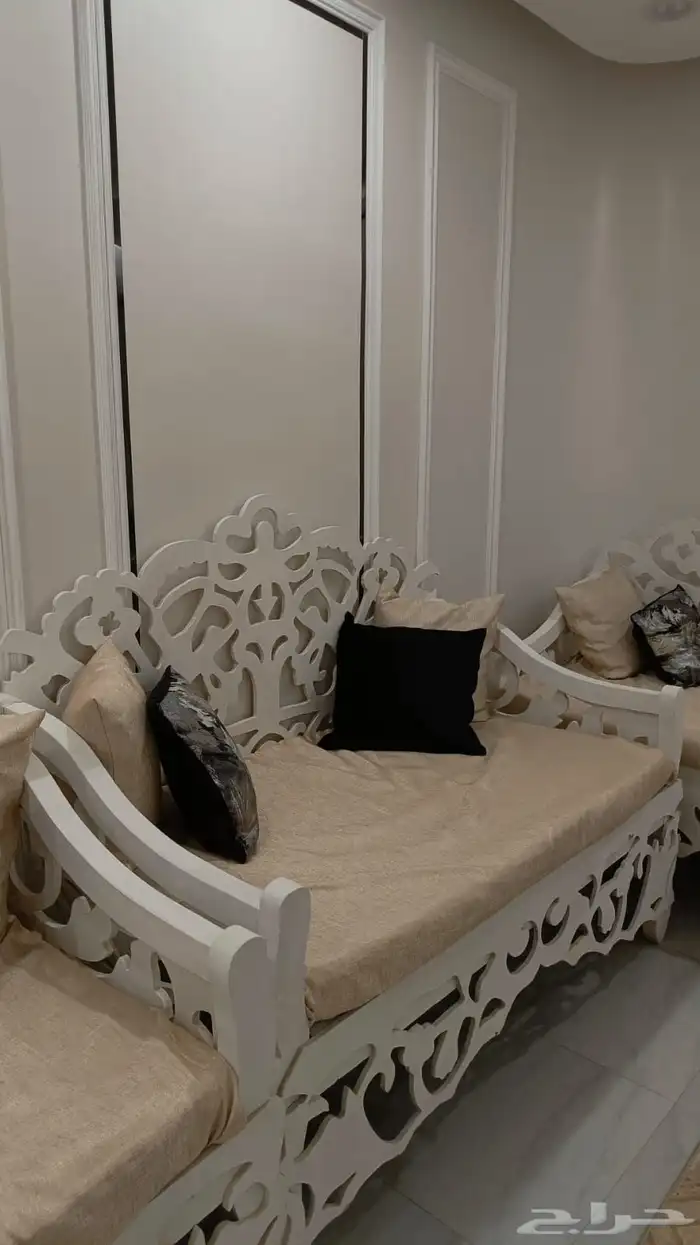 كراسي عدد 7 نظيفة جدا 13