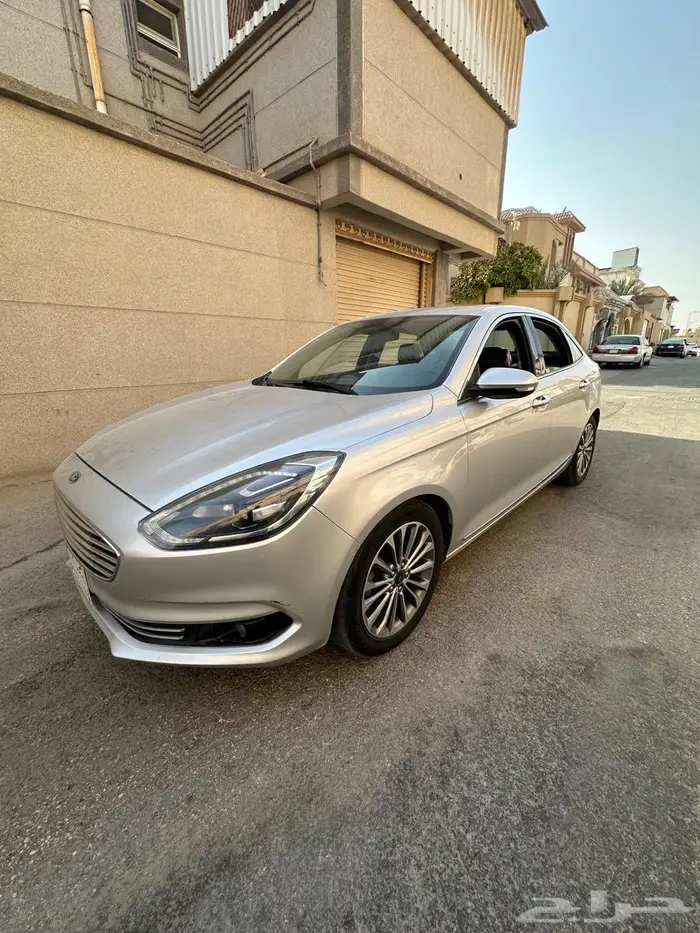 فورد اسكورت 0