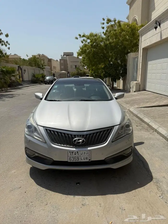 هونداي ازيرا 5