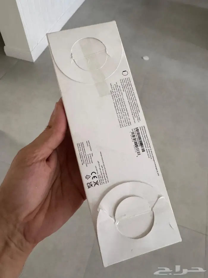ساعة ابل SE Gen 2 40mm midnight للبيع غير مستخدمه 2