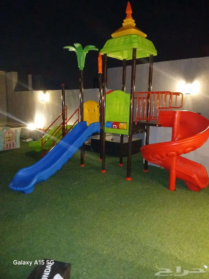 العاب مائيه و العاب حدائق اليوم الوطني 14