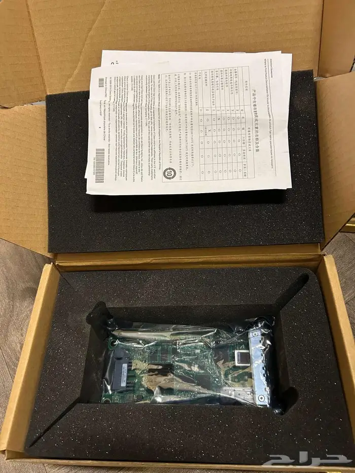 Cisco NIM-1GE-CU-SFP (وحدة توسعة Gigabit) 2