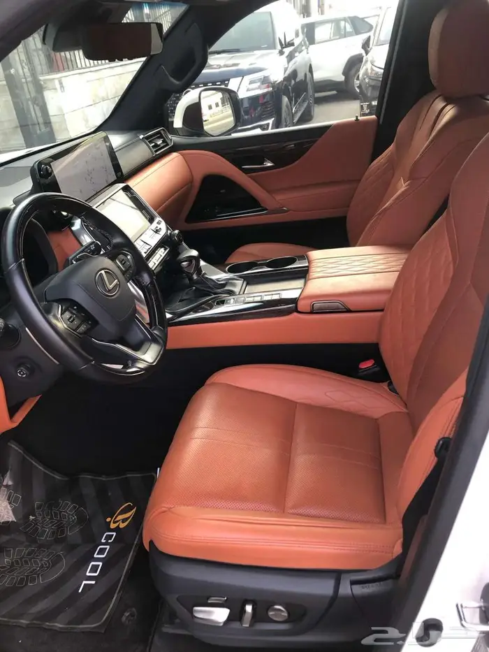 جيب لكزس LX 600 vip 2023 سعودي فل شبه جديد 7
