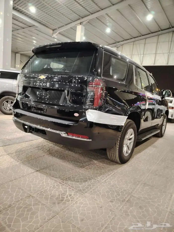 شيفروليه تاهو ستاندر موديل 2025 ثلاجه لون اسود 5