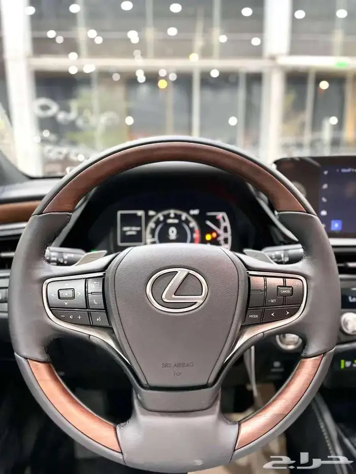 لكزس ES350 CC سعودي 2025 3