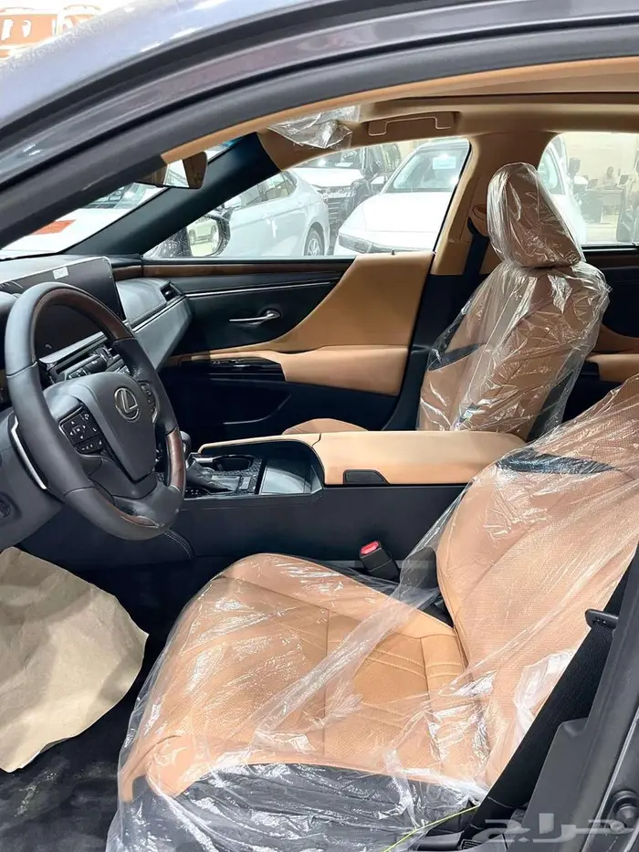 لكزس ES350 CC سعودي 2025 4