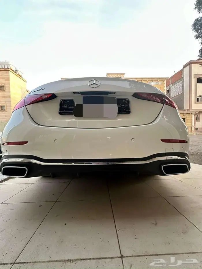مرسيدس C300e 2023 شبه جديد 26