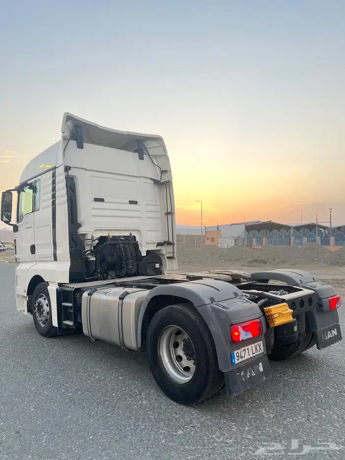 راس شاحنه مان TGX 18.470 موديل 2021 7