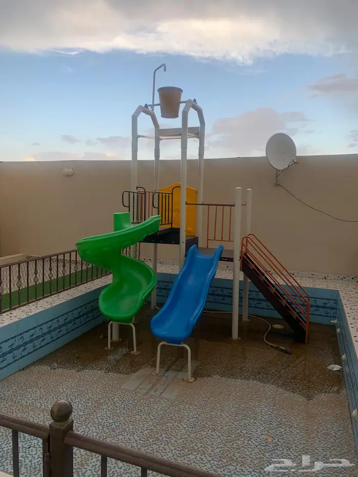 للبيع ألعاب مائيه أطفال 1