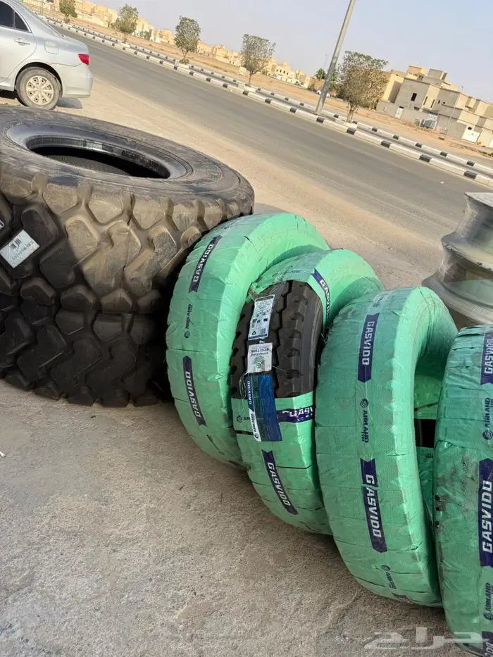 كفرات شاحنات ومعدات ثقيلة 23