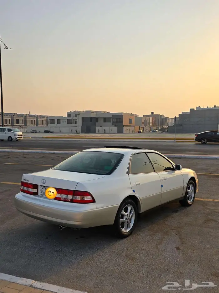 للبيع لكزس ES300 موديل 2001 أمريكي 56