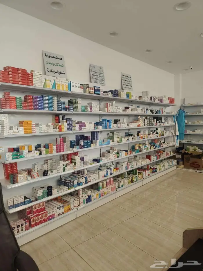 ارفف رفوف صيدليات مكه 3