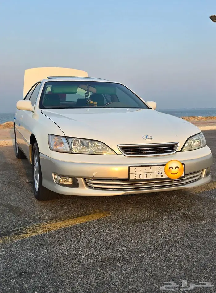 للبيع لكزس ES300 موديل 2001 أمريكي 3