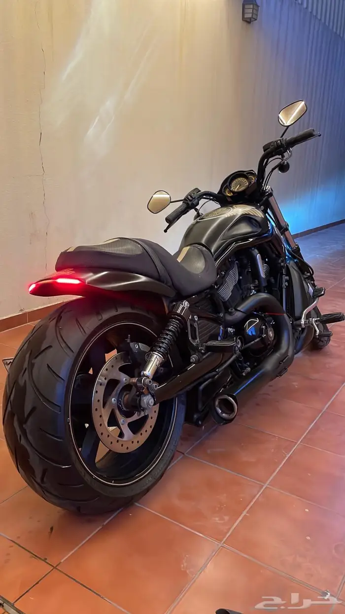 للبيع هارلي نايت رود Harley-Davidson Night Rod Special 4