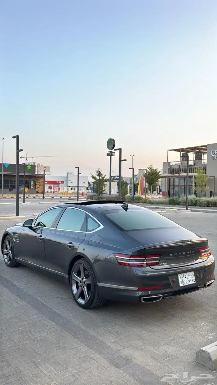جنسس فل كامل G80 ممشى 100 الف مشروطة 32