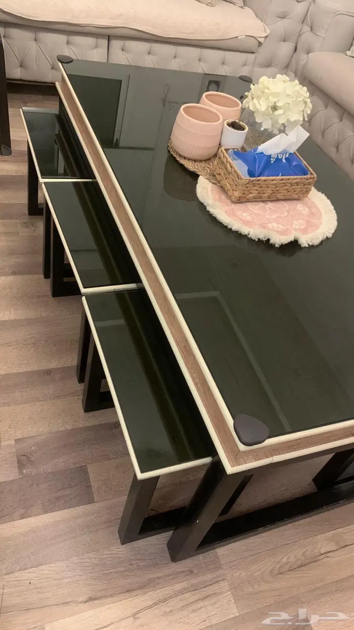 طاوله كبيره وطاولات خدمه 4