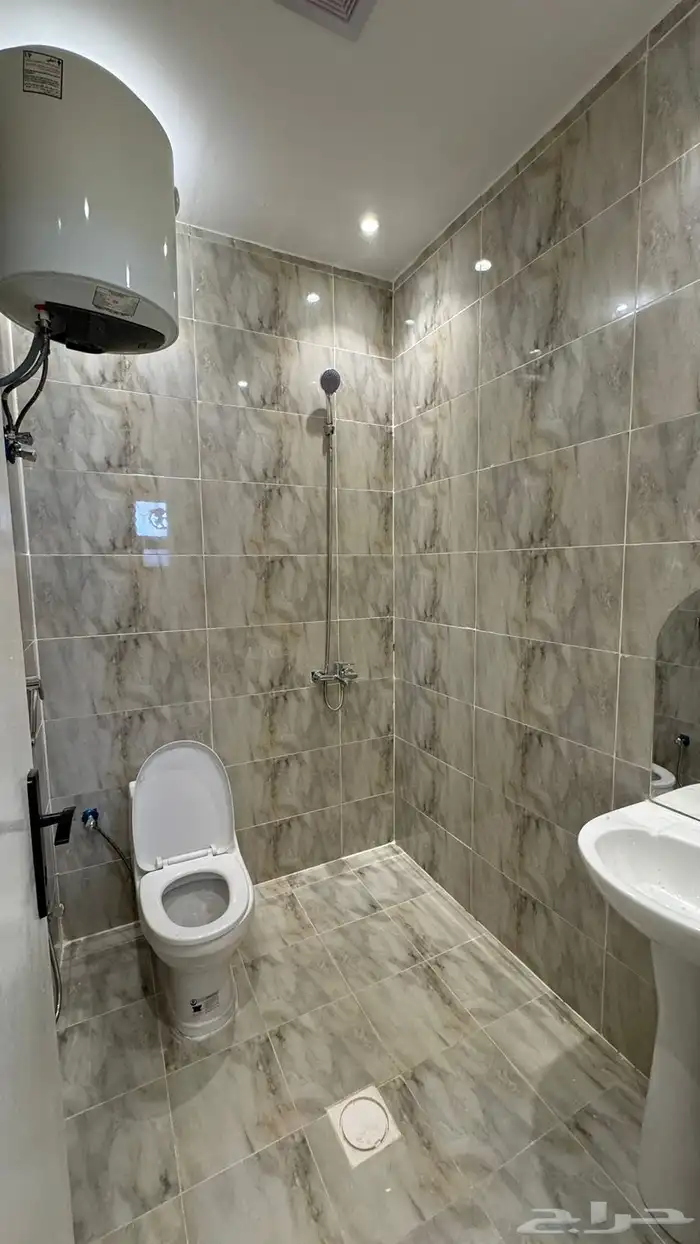 ش ق ه في حي الملقا 5