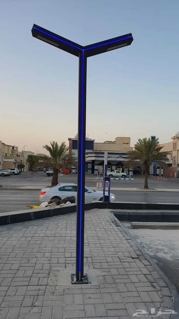 اعمدة ديكوري -شوارع -ساحات - ملاعب سواري على الطلب 1