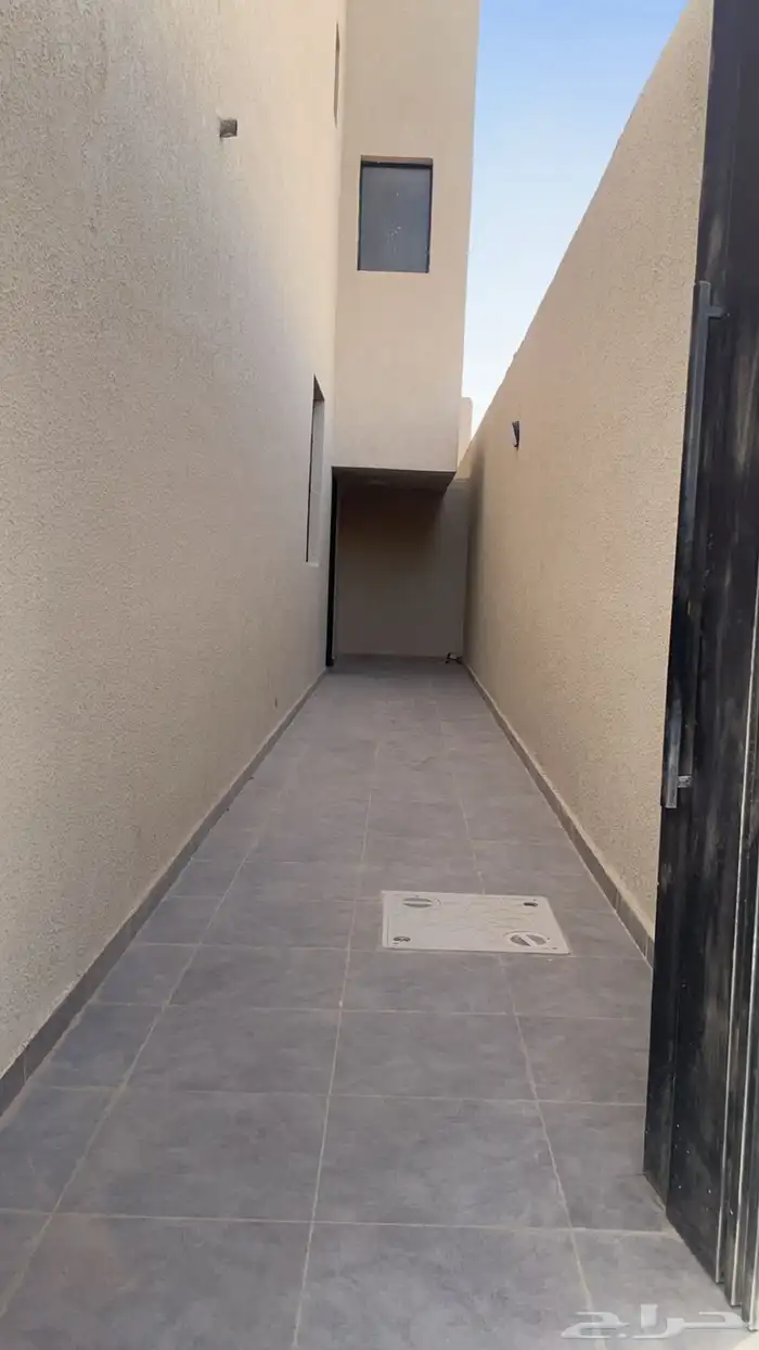 فيلا البيع بوابة الشرق 3