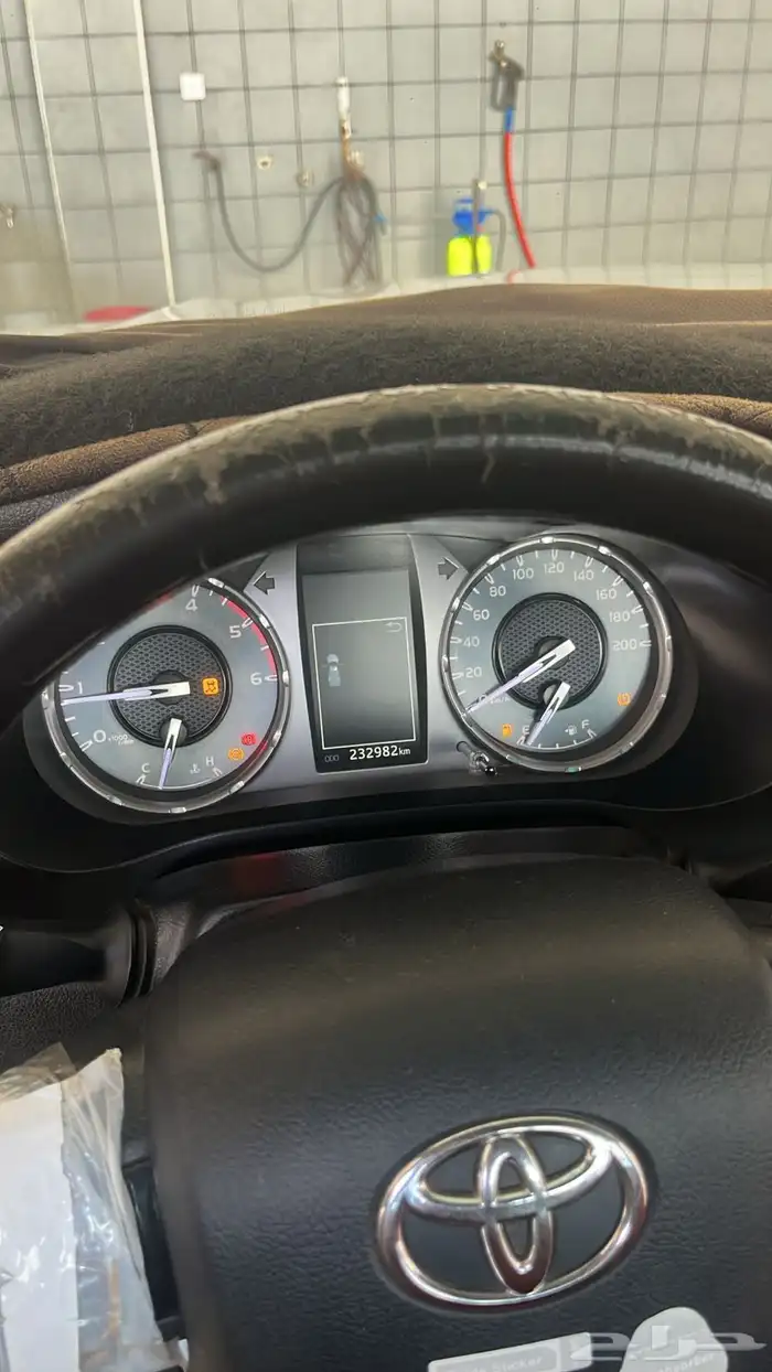 للبيع هايلكس2800 8