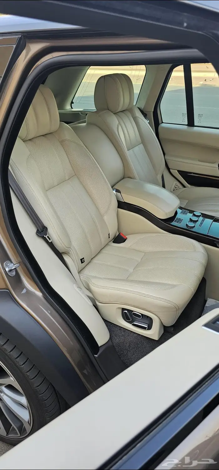 رانج روفر Autobiography 2014 4