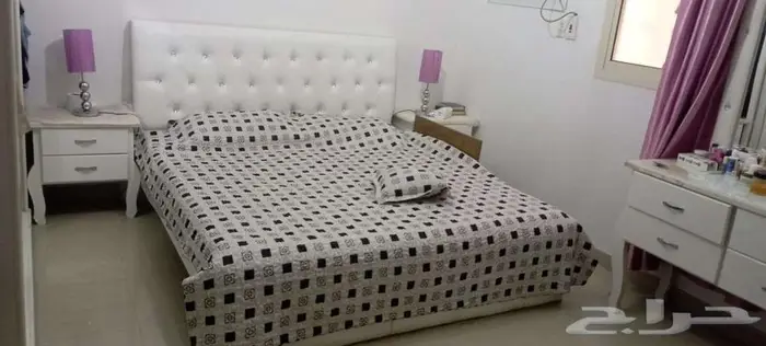 غرفة نوم براد موية براد طعام 4