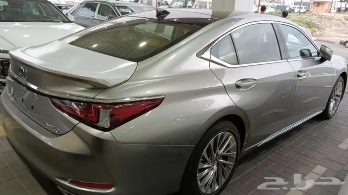 لكزس ES350 CC سعودي 2025 8